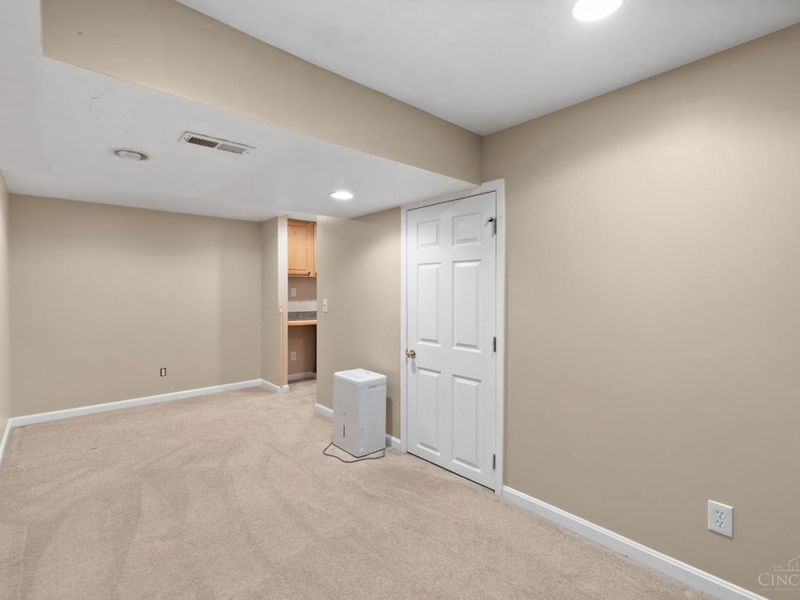 7177 Welbeck Drive, Hamilton Twp, OH 45039 Photo 38