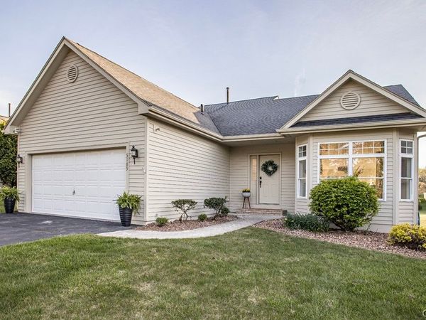 5189 Pointe East Drive , Jamesville, NY 13078
