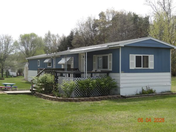 538 E 82nd Street, Newaygo, MI 49337
