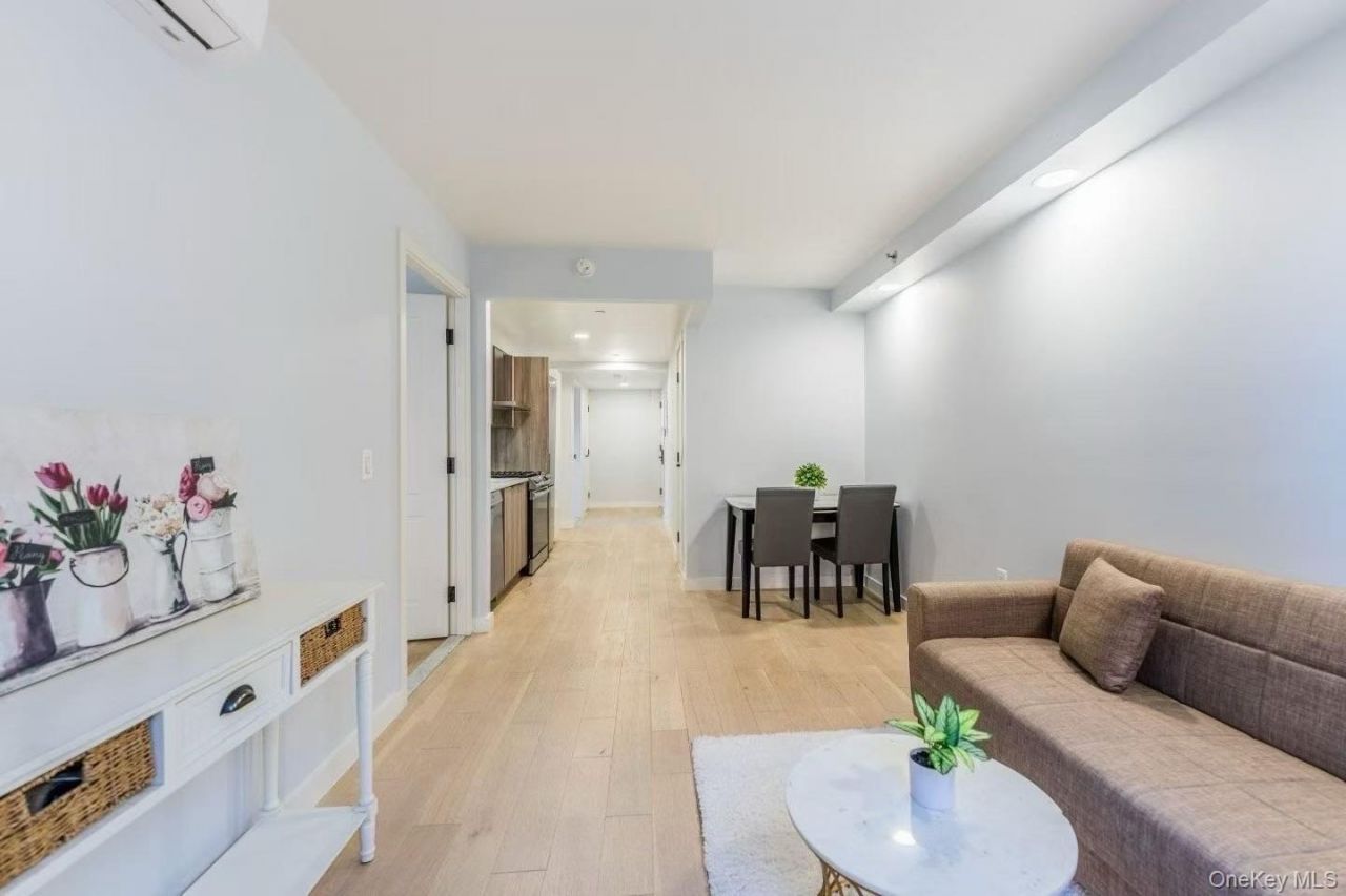 37-32 89th Street , Unit 4D, Jackson Heights, NY 11372 Main Photo