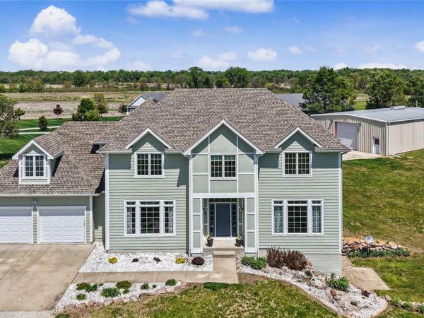 19600 W Avenue, Dallas Center, IA 50063
