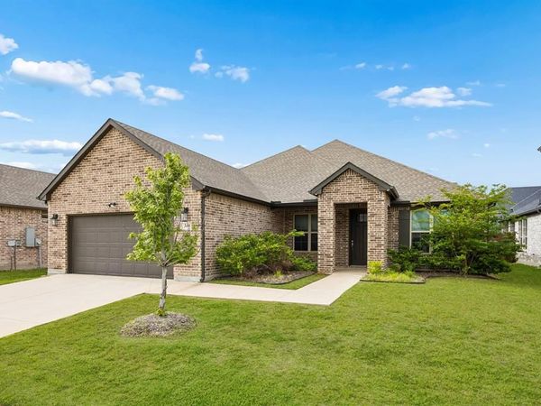 344 Cyprus Grove Drive, Lavon, TX 75166