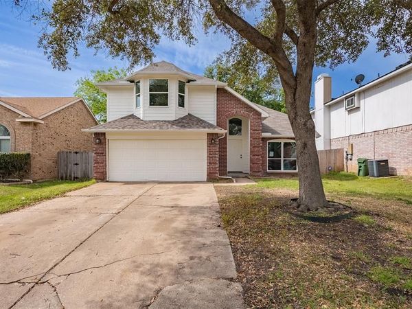 2318 Bennington Drive, Arlington, TX 76018
