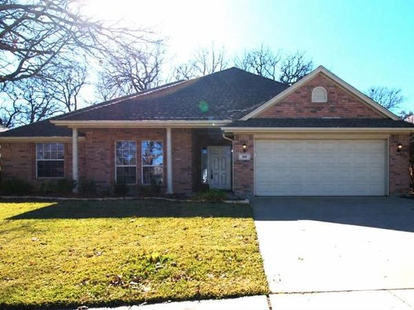 808 Royal Oak Lane, Burleson, TX 76028