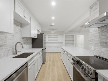 7517 Meadow Oaks Drive, Dallas, TX 75230
