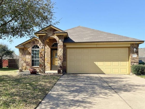 10244 Marigold Road , Waco, TX 76708