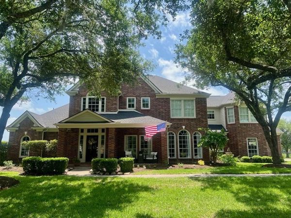 511 Royal Lakes Boulevard, Richmond, TX 77469