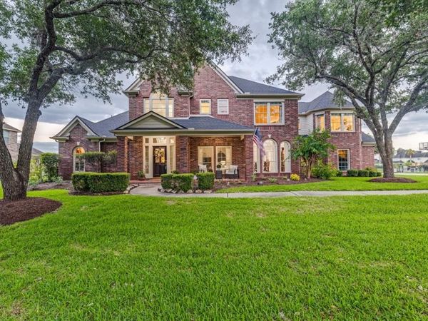 511 Royal Lakes Boulevard, Richmond, TX 77469
