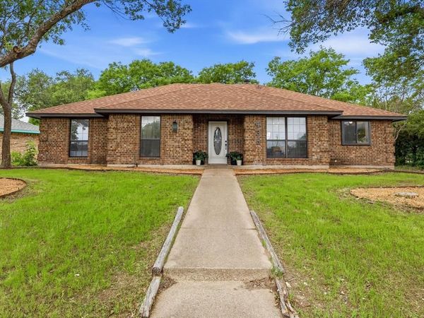 435 Northwood Trail, Cedar Hill, TX 75104