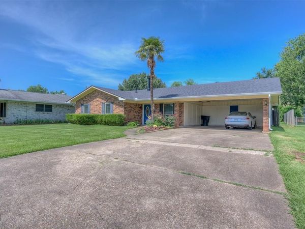 1905 Miles Street, Bossier City, LA 71112