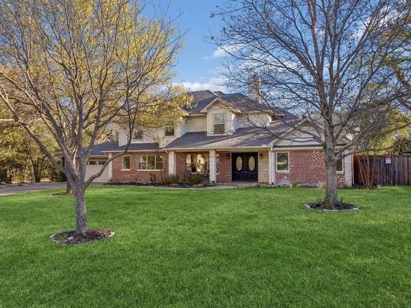 1334 El Patio Drive , Dallas, TX 75218