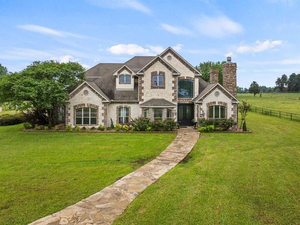 2320 W Highway 11 , Pittsburg, TX 75686
