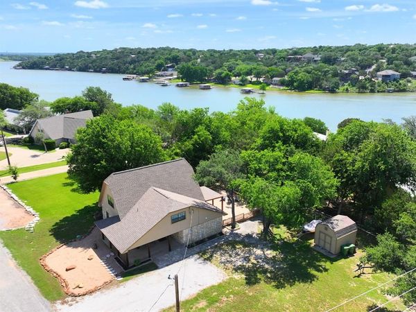 1425 Blackhawk Circle, Granbury, TX 76048
