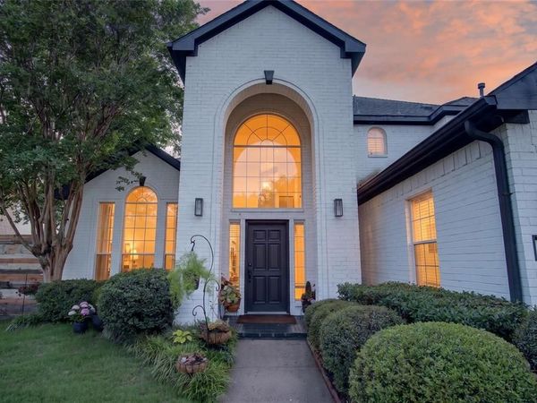 3804 Comanche Trail, Bedford, TX 76021