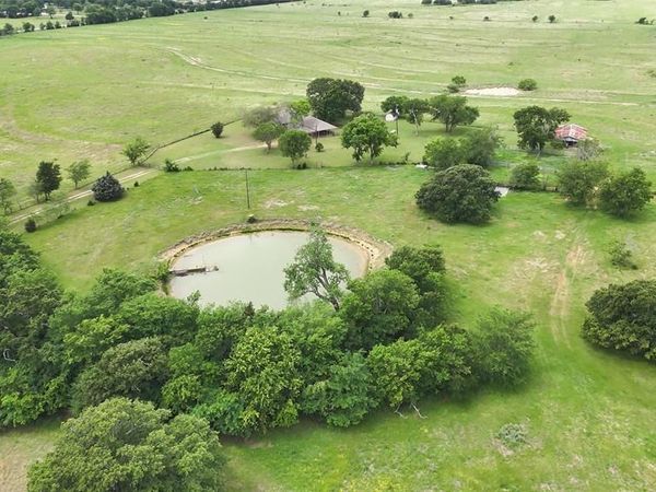 960 VZ CR 2705, Mabank, TX 75147