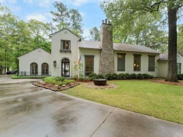 5879 BARROW Place , St Francisville, LA 70775