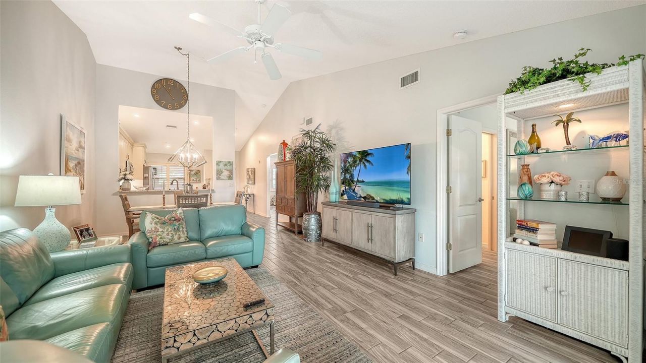 8750 Olde Hickory Avenue, Unit 9305, Sarasota, FL 34238 Photo