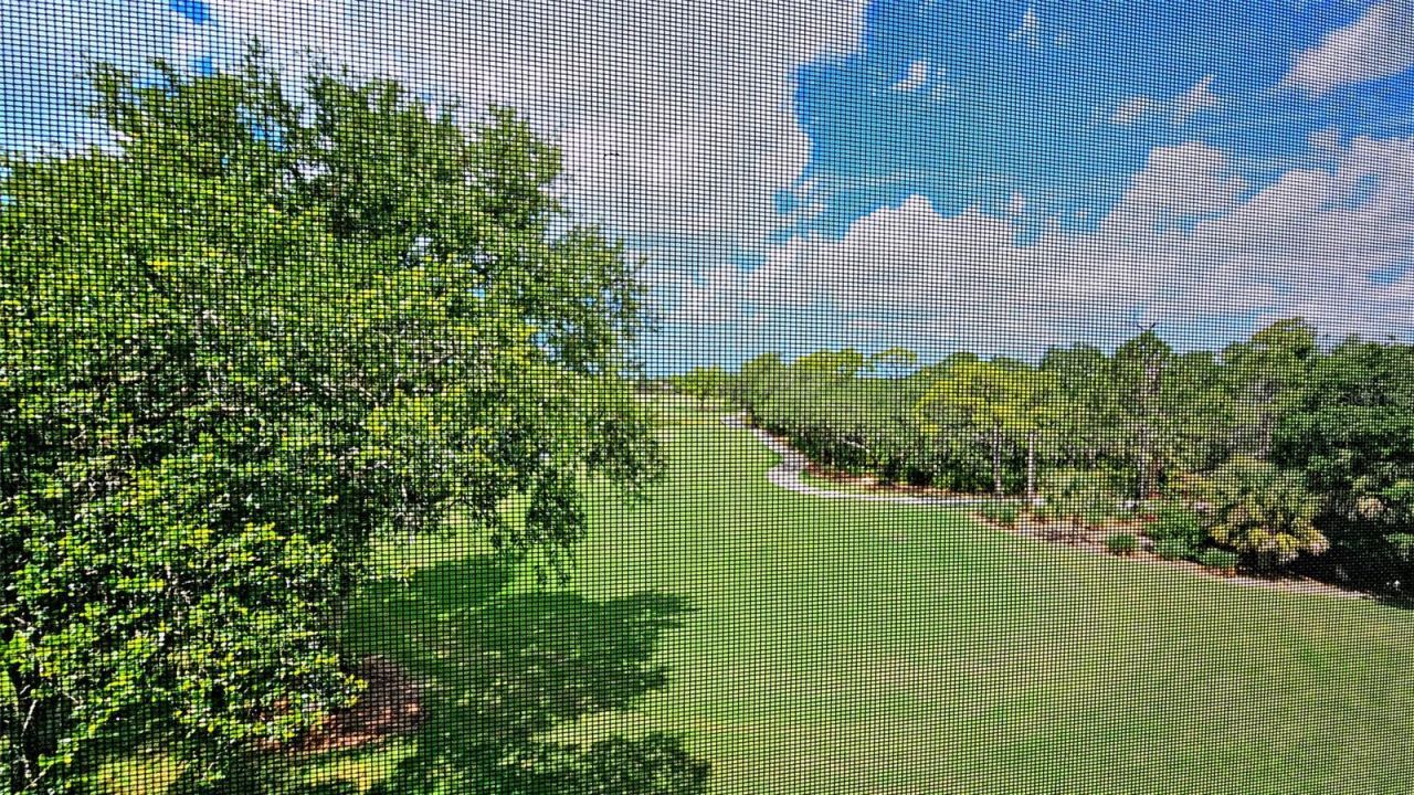 8750 Olde Hickory Avenue, Unit 9305, Sarasota, FL 34238 Photo