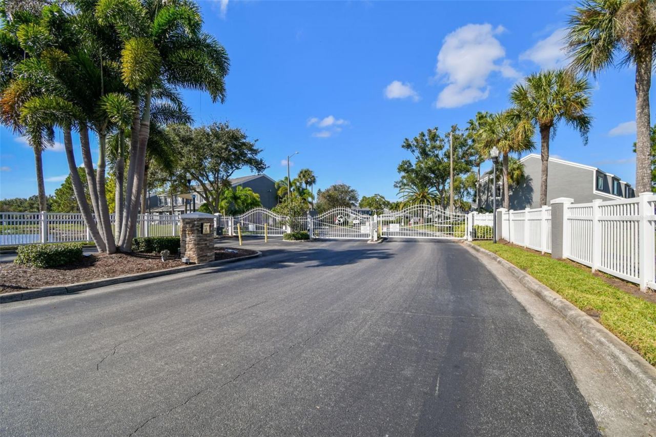 382 Countryside Key Boulevard , Oldsmar, FL 34677 Photo