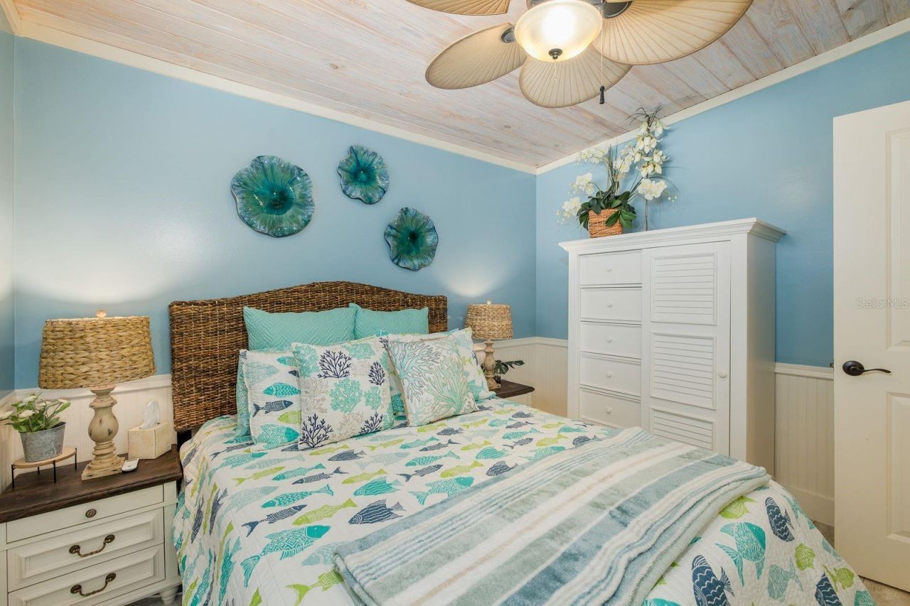 5473 Darlene Street, Weeki Wachee, FL 34607 Photo