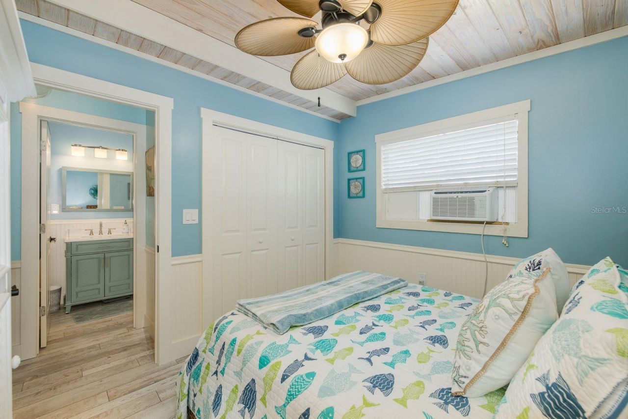 5473 Darlene Street, Weeki Wachee, FL 34607 Photo