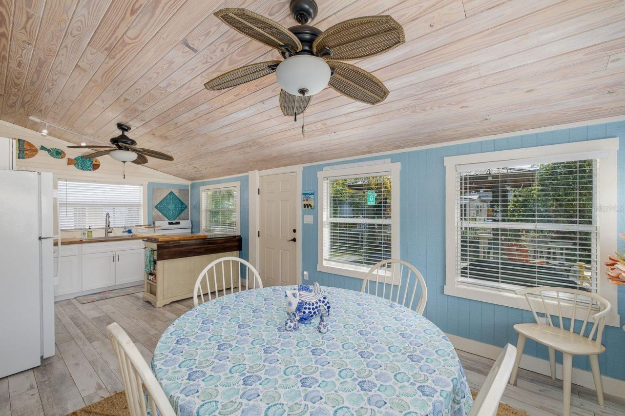 5473 Darlene Street, Weeki Wachee, FL 34607 Photo