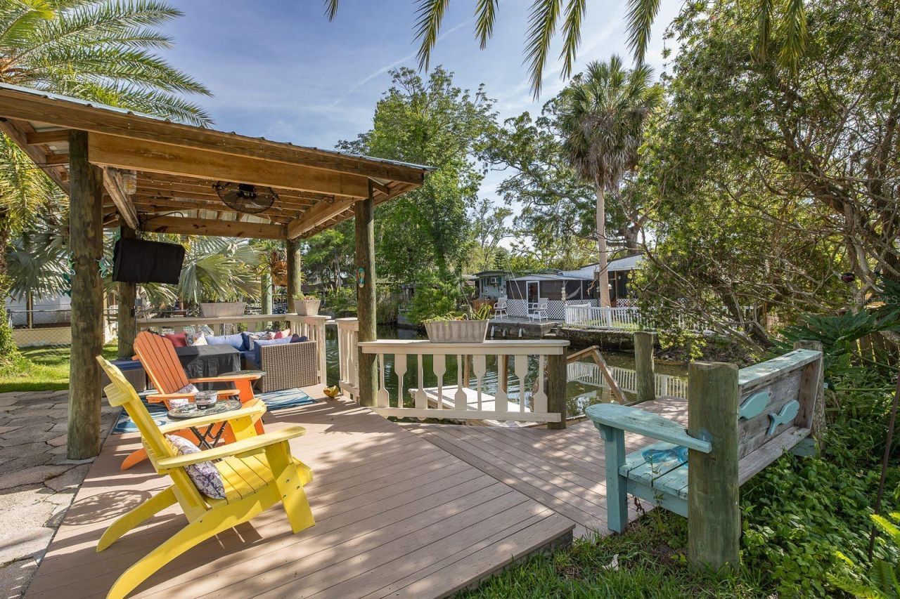 5473 Darlene Street, Weeki Wachee, FL 34607 Photo