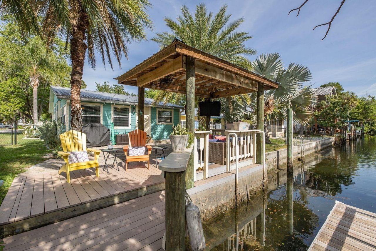 5473 Darlene Street, Weeki Wachee, FL 34607 Photo