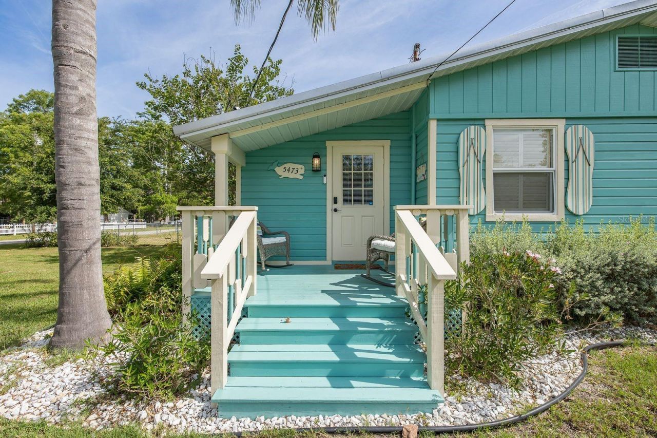 5473 Darlene Street, Weeki Wachee, FL 34607 Photo