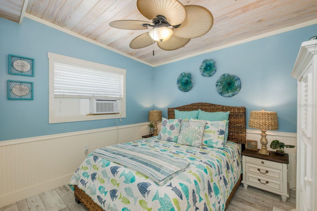 5473 Darlene Street, Weeki Wachee, FL 34607 Photo