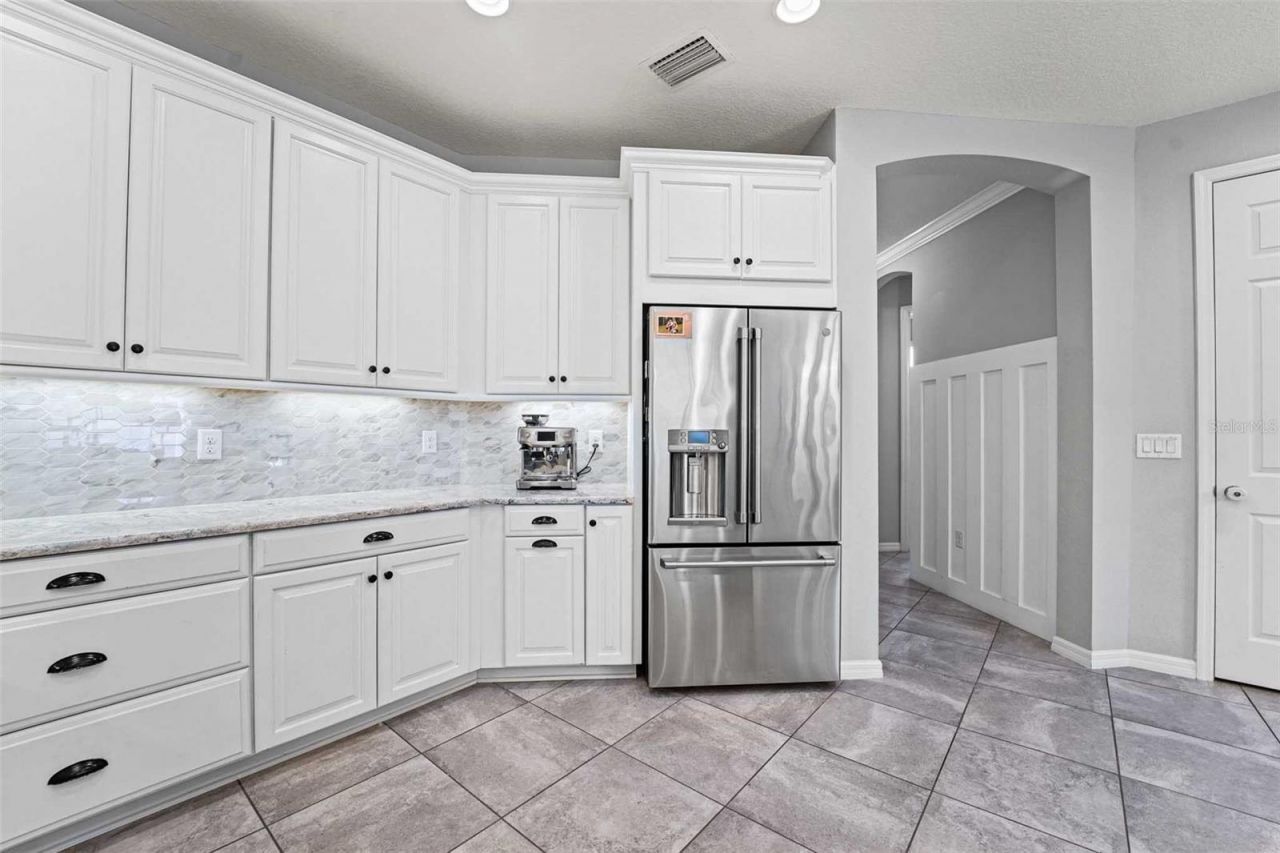 8903 Arabella Lane, Seminole, FL 33777 Photo