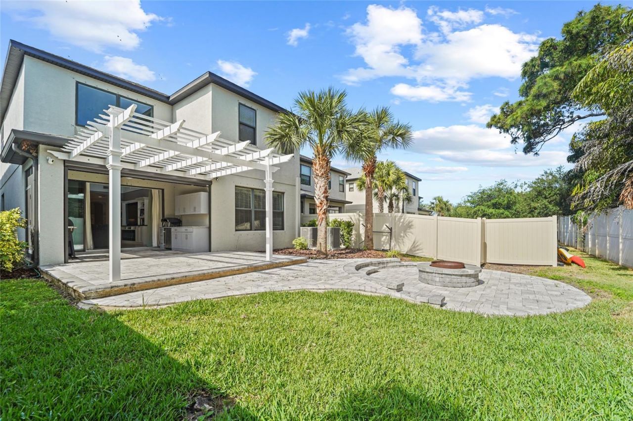 8903 Arabella Lane, Seminole, FL 33777 Photo