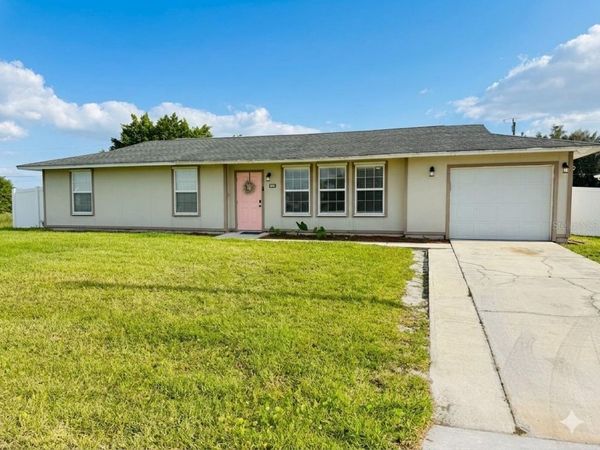 900 NE 18TH TERRACE , CAPE CORAL, FL 33909