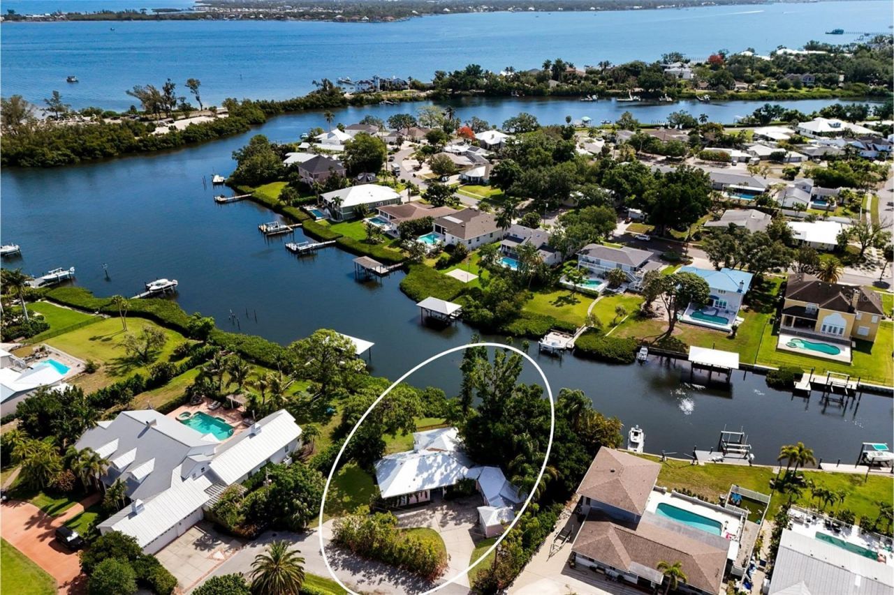 719 58th Street Nw, Bradenton, FL 34209 Photo