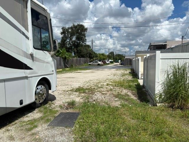 5666 Swift Road, Sarasota, FL 34231 Photo