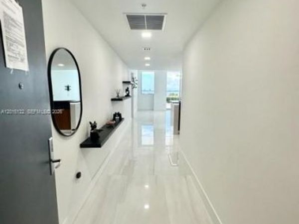 7901 Hispanola Ave, Unit 604, North Bay Village, FL 33141