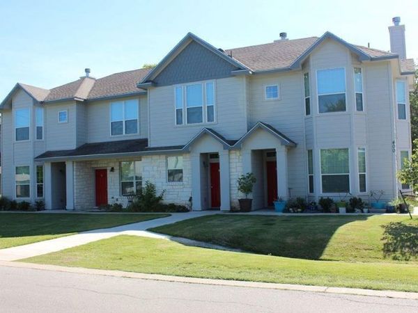 400 West ST, Unit C, Hutto, TX 78634