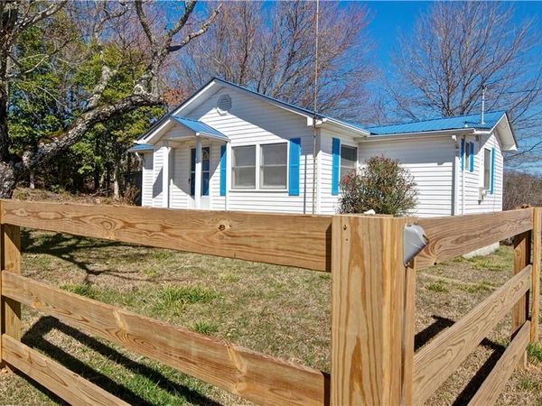 2165 Townsend Mill Road , Young Harris, GA 30582