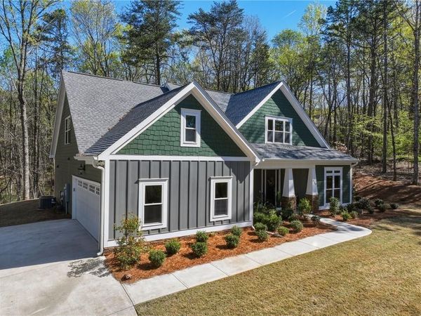 320 Fern Park Drive , Dawsonville, GA 30534