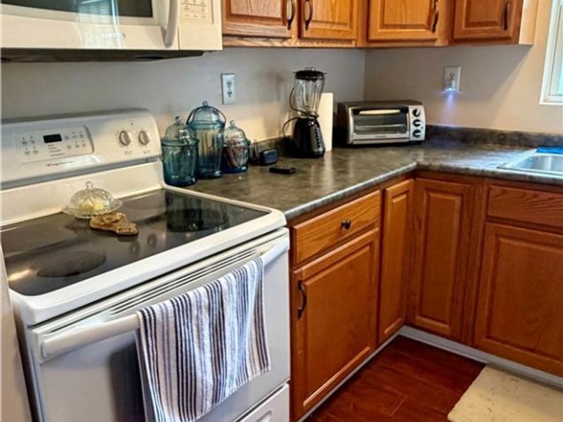 124 E King Street, Zanesville, OH 43701 Photo 12