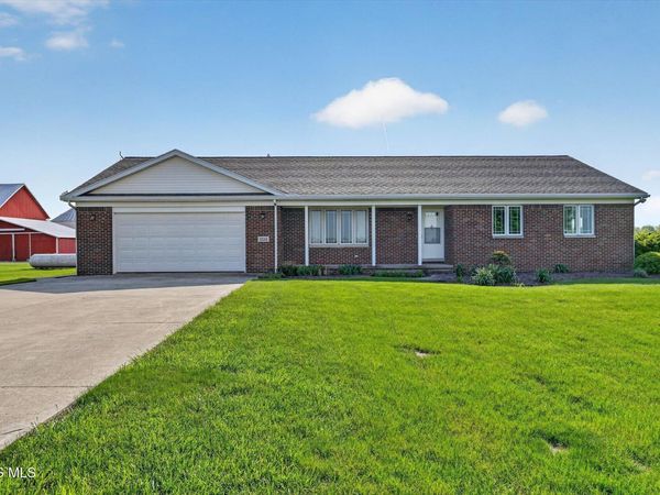 5229 N Reiman Road, Curtice, OH 43412