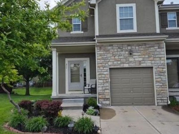 211 N Laurel Street, Gardner, KS 66030