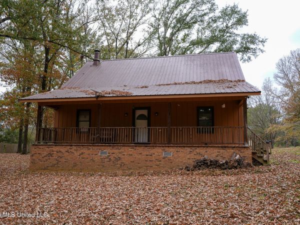 131 Chapel Cliff Drive, Raymond, MS 39154