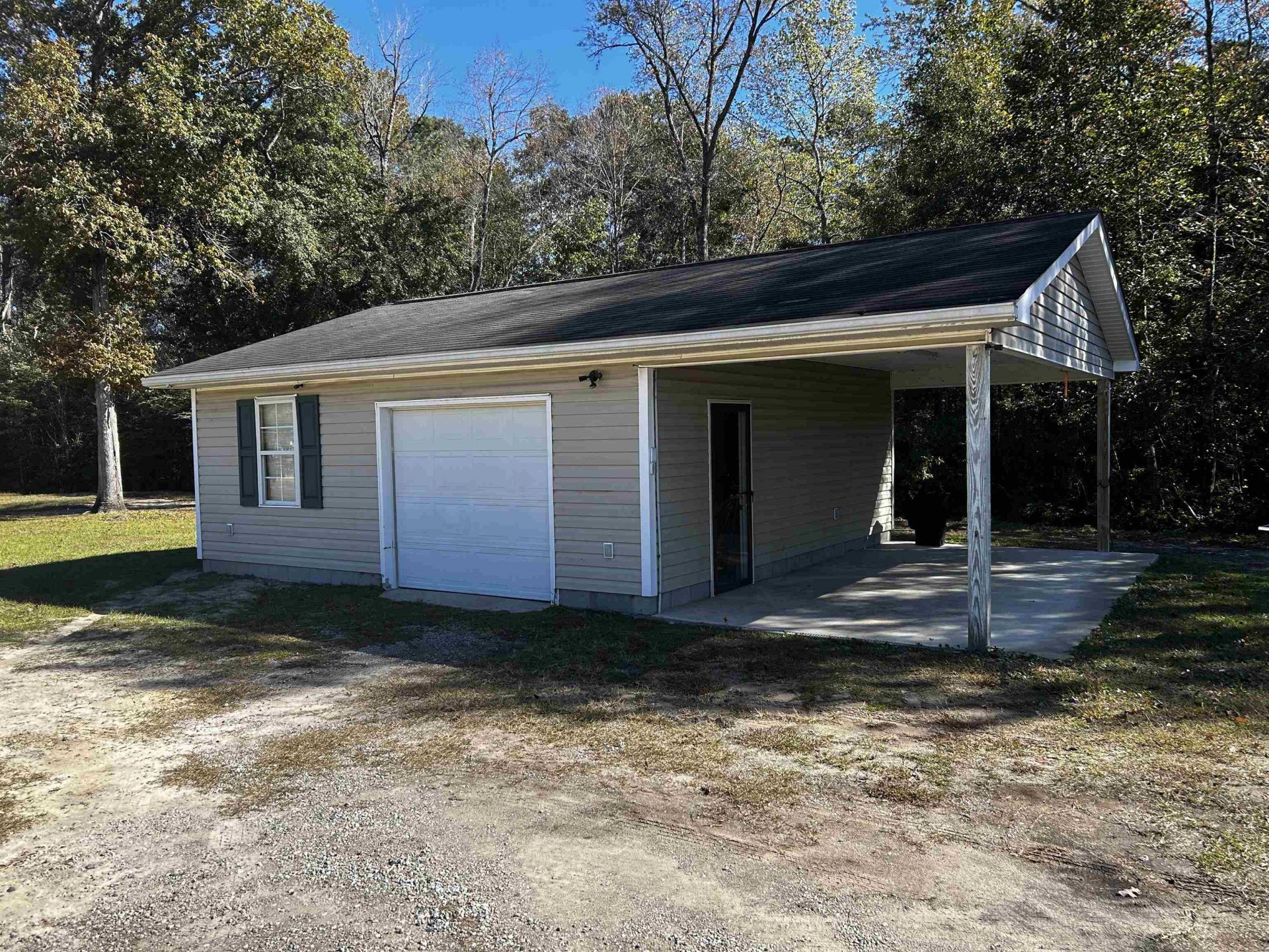 255 Ole Maple St.  Photo 22