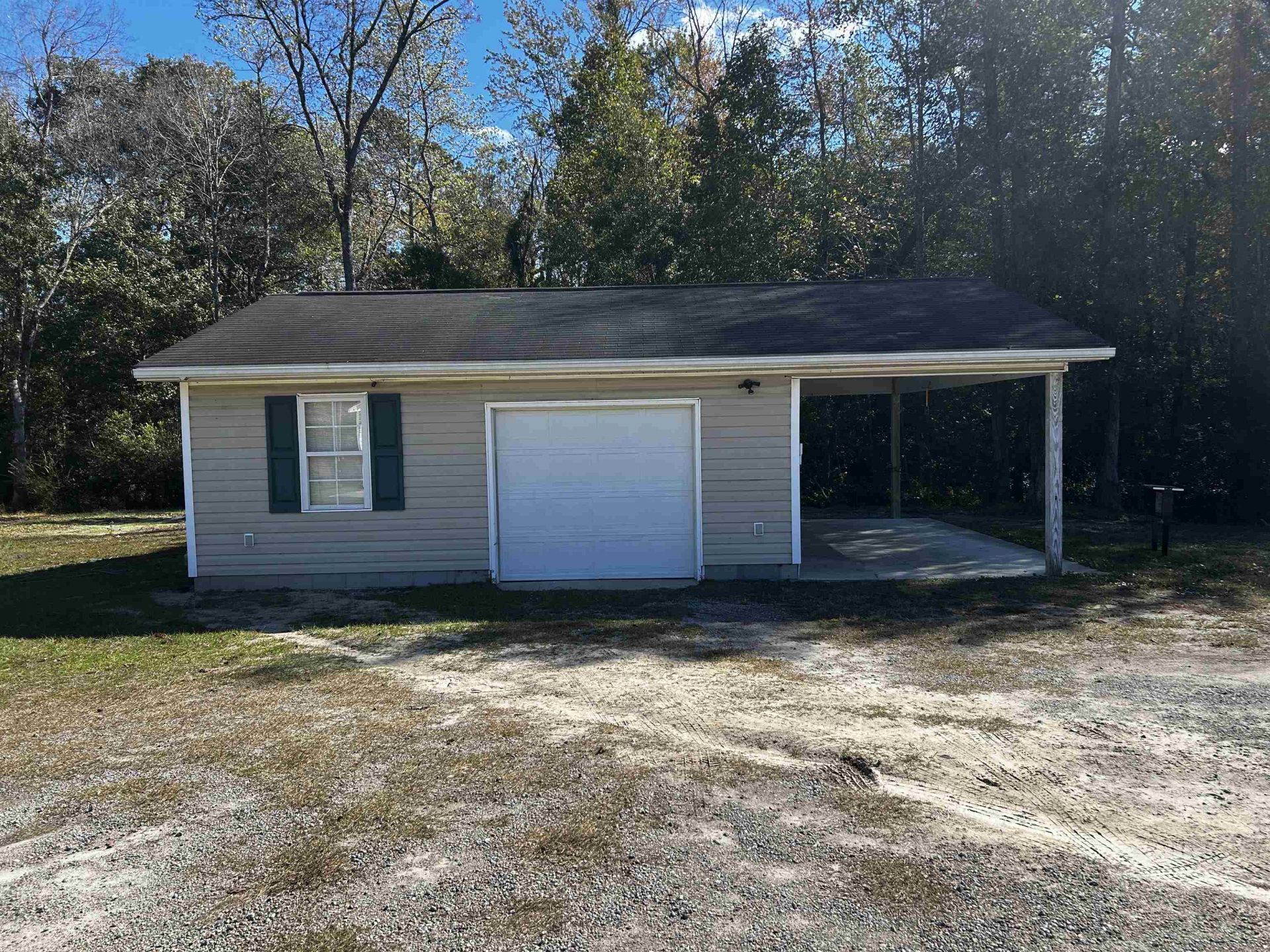 255 Ole Maple St.  Photo 4
