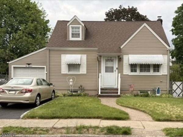 2 32Nd St, Fair Lawn, NJ 07410