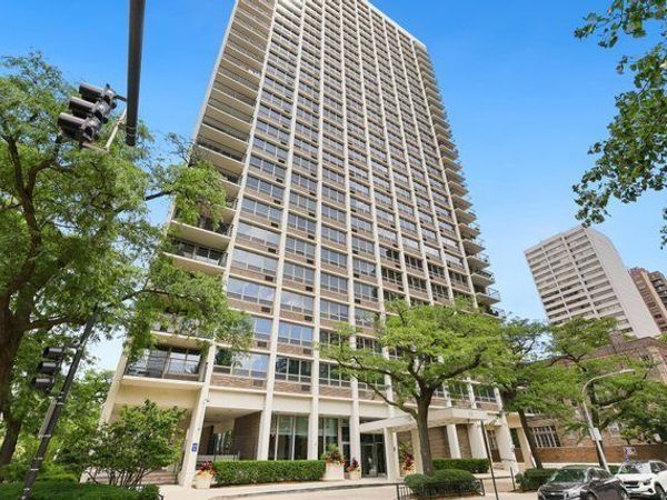 88 W Schiller Street, Unit 1107L, Chicago, IL 60610