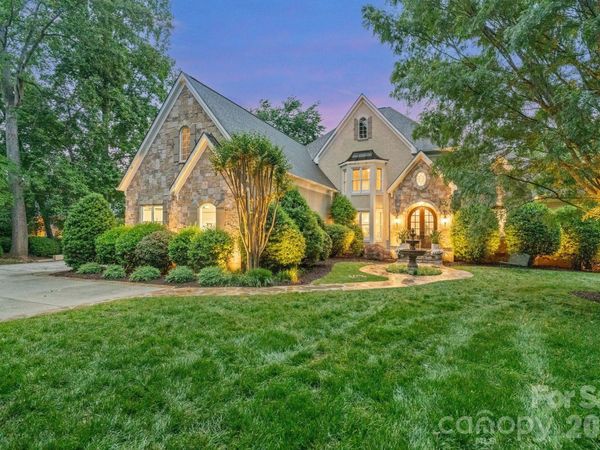 106 Hadley Harbor Court, Mooresville, NC 28117
