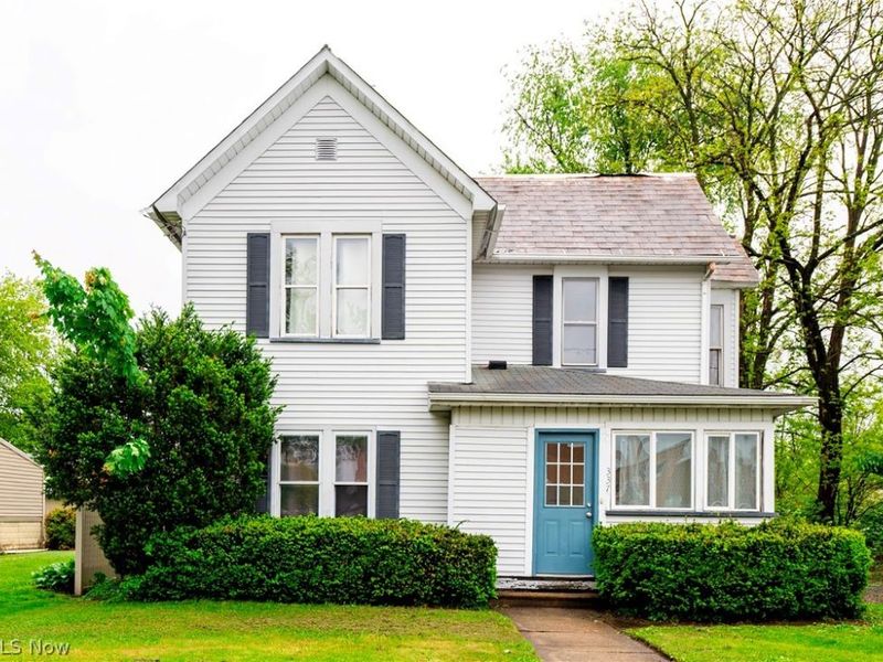 337 3rd Street NW, New Philadelphia, OH 44663 Photo 1