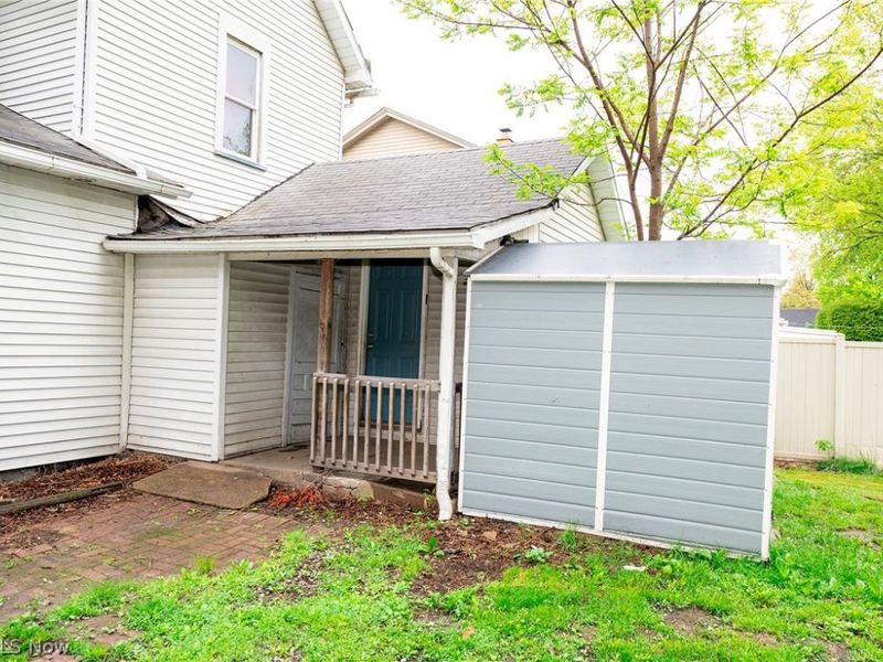 337 3rd Street NW, New Philadelphia, OH 44663 Photo 6